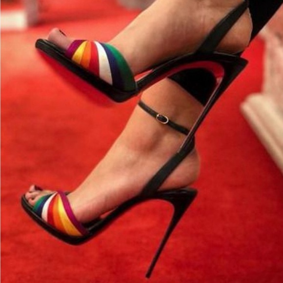 Christian Louboutin Red and Orange Heels Elegant Design - Picture 2 of 8